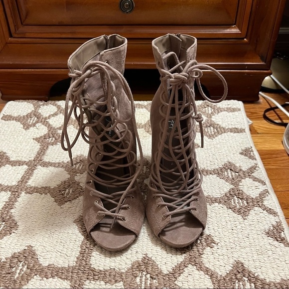 J Adams lace up heels - Picture 8 of 11